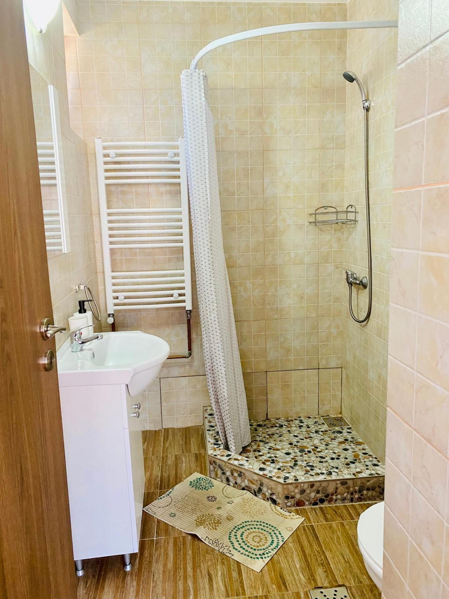 Casa Victoria Hotel คือร์ตีโชอารา ภายนอก รูปภาพ